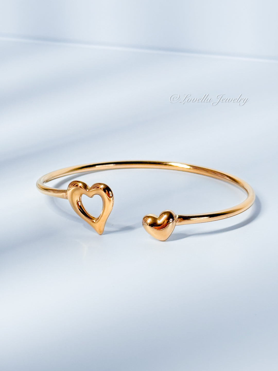 Open Heart Gold Bangle