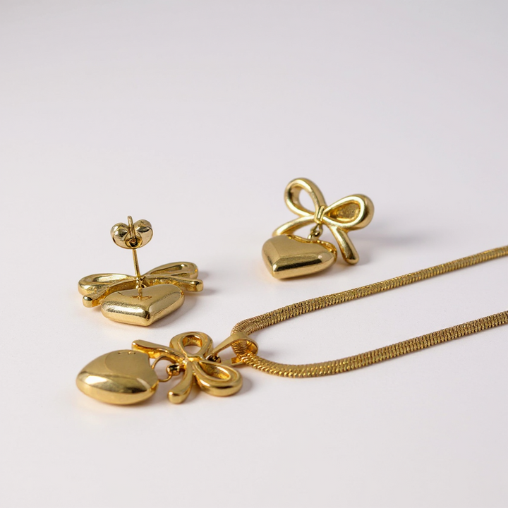 Golden Bow Heart Set – Necklace & Earrings
