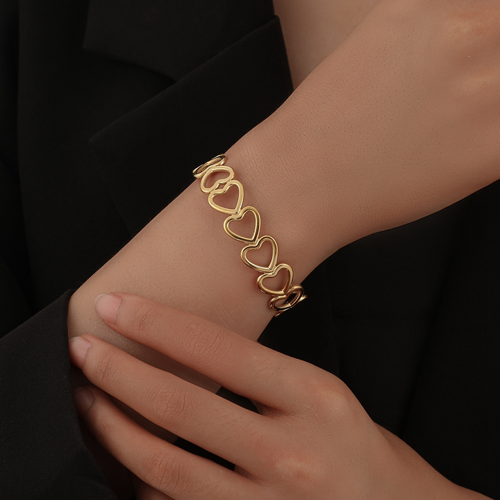 Golden Open Heart Link Bracelet