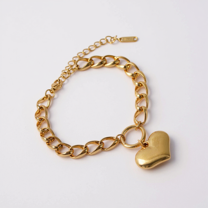 Gold Heart Charm Link Bracelet