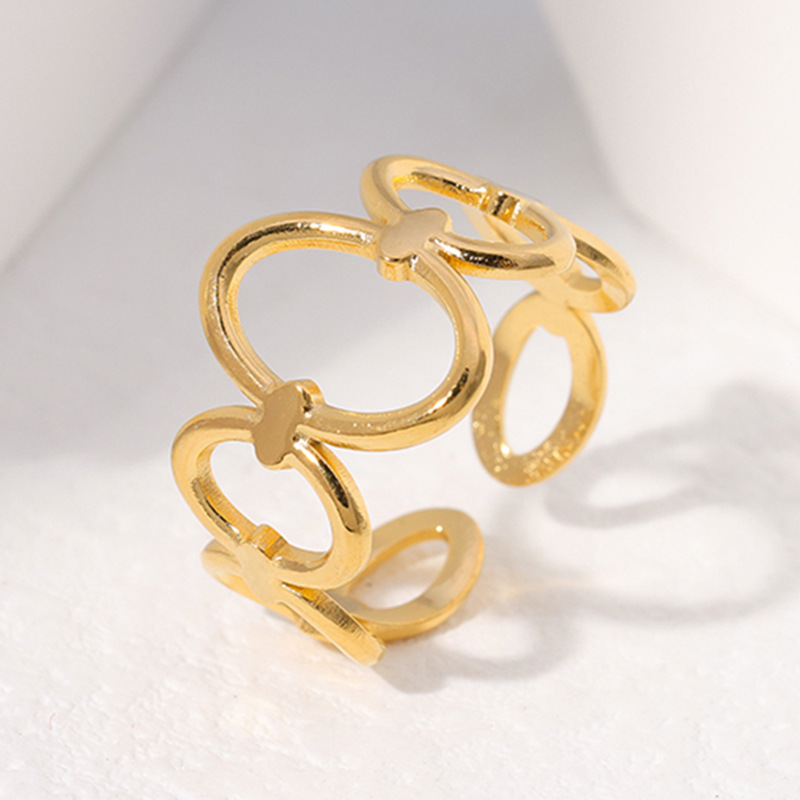 Interlocking Circles Gold Ring