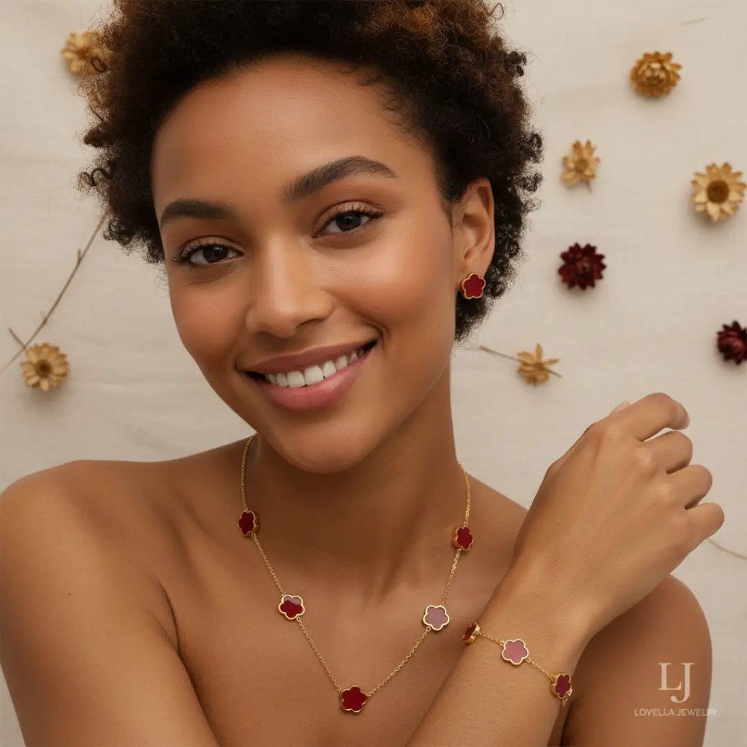 Red Clover Bracelet, Necklace & Earrings Set – 18K Gold Stainless Steel