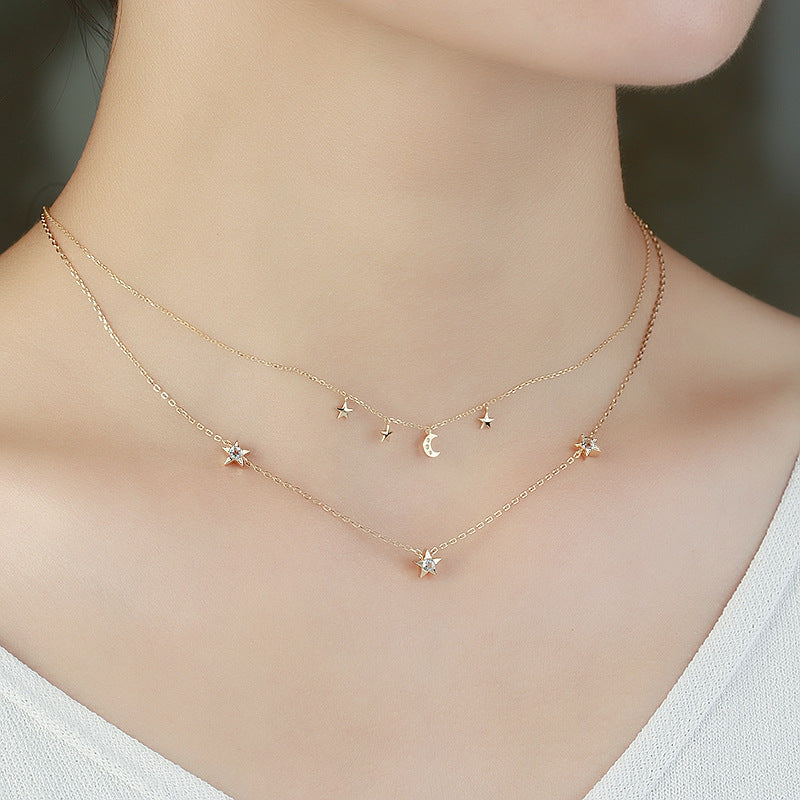 Encanto celestial: collar de luna y estrella en capas doradas