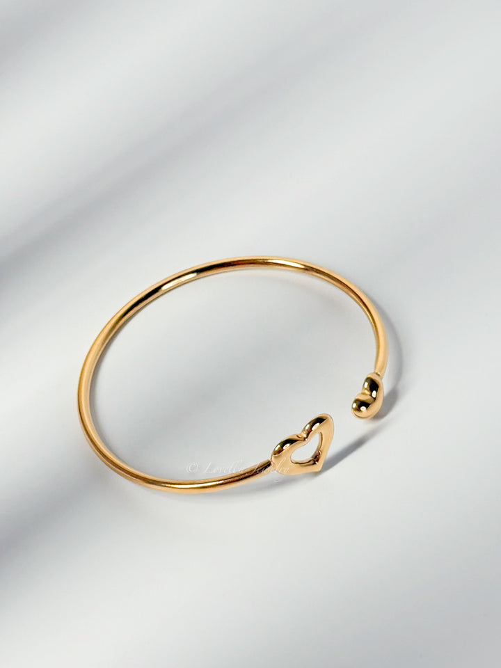 Open Heart Gold Bangle
