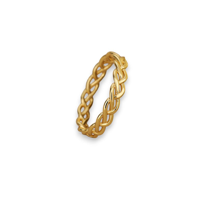 Classic Golden Chain Link Ring