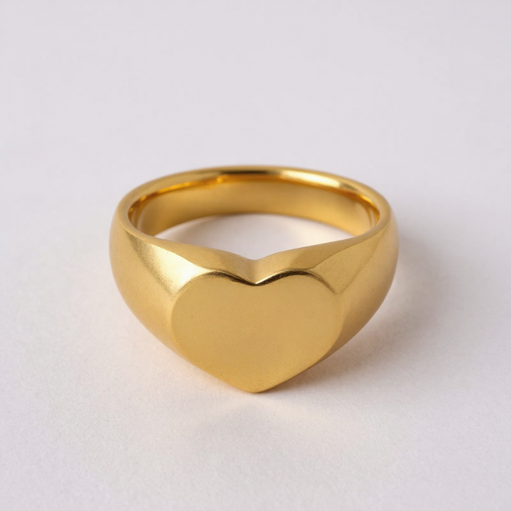 Heart Signet Ring – Gold