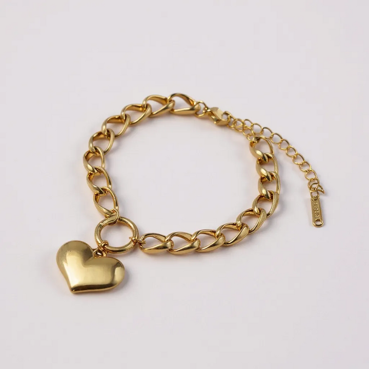 Gold Heart Charm Link Bracelet