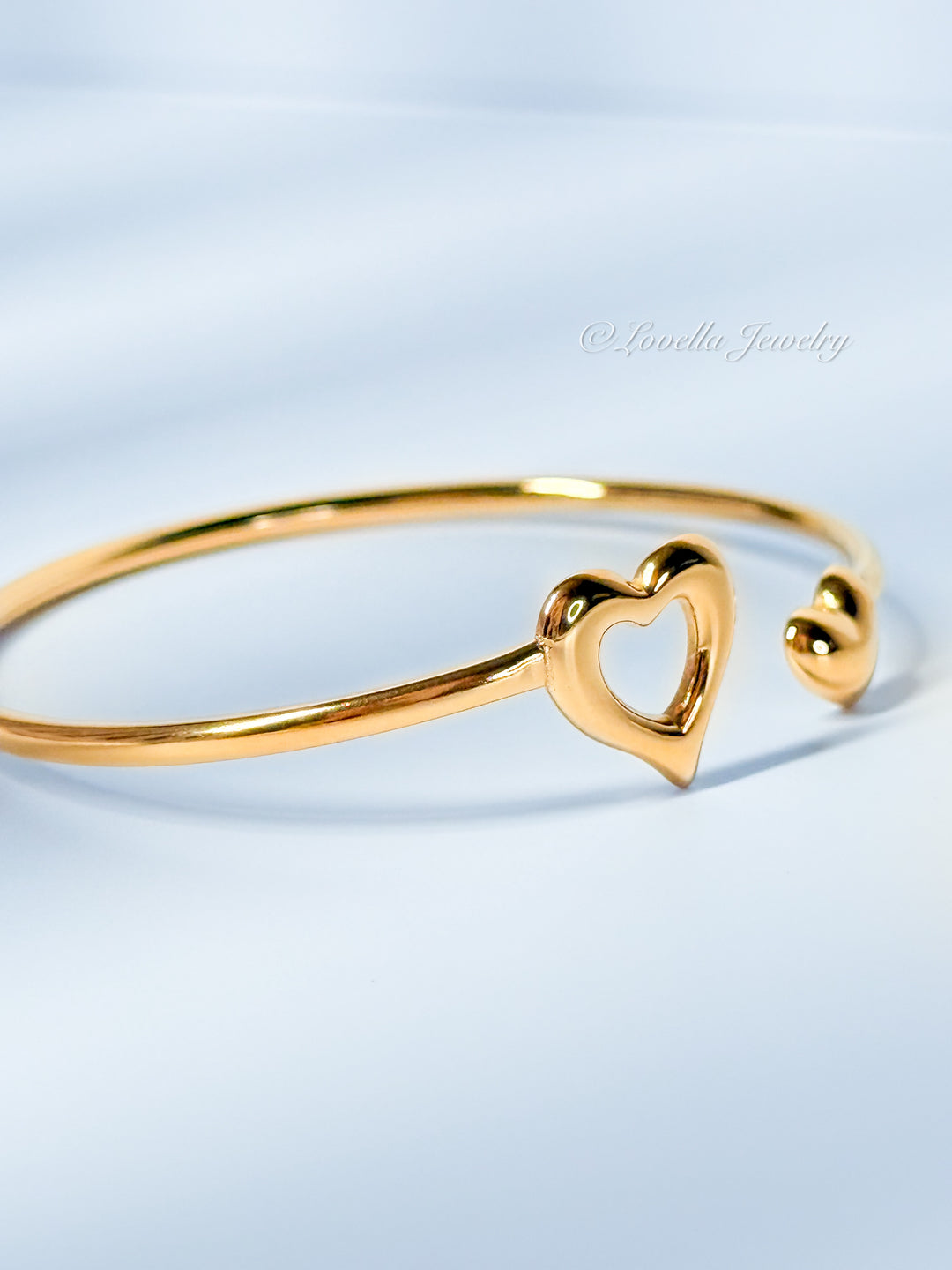 Open Heart Gold Bangle