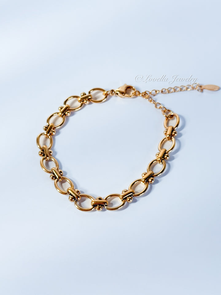 Gold Link Bracelet with Beaded Accents