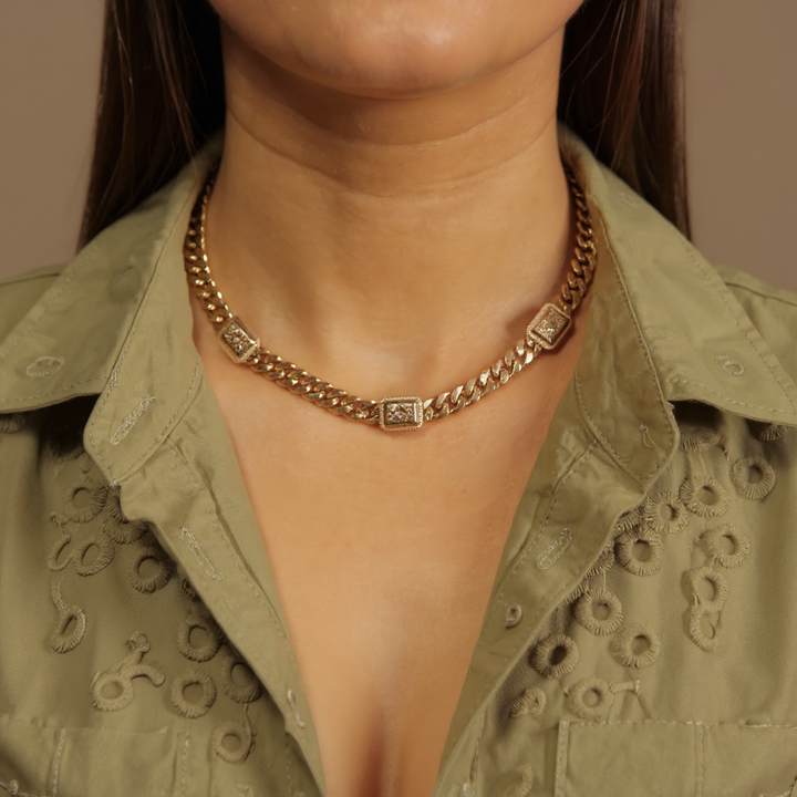 Chunky Chain Necklace with Square Accents – Gold