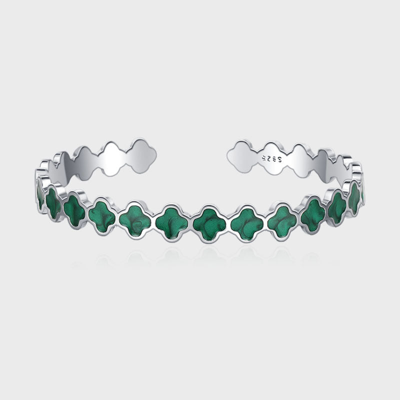 Pulsera de plata de ley con esmalte de trébol verde