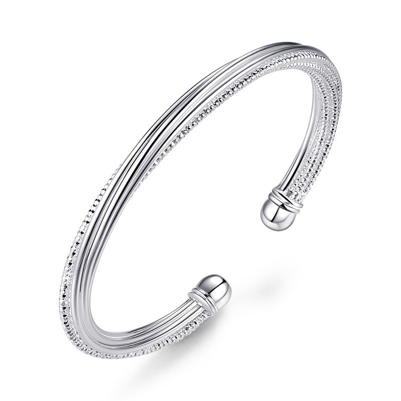 Pulsera de plata de ley para mujer.